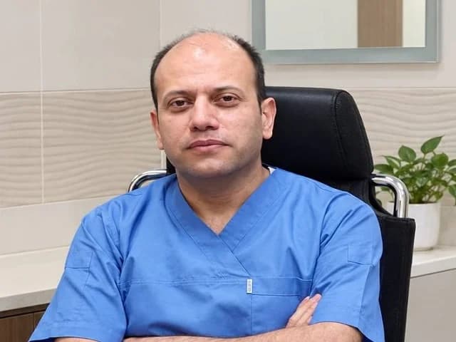 صورة دُّكْتُورُ عَلِيٌّ أَكْبَرُ بَاقِرْزَادَة